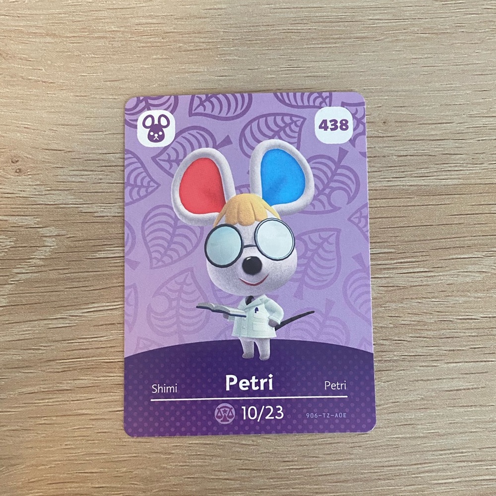 Petri animal crossing amiibo card #438